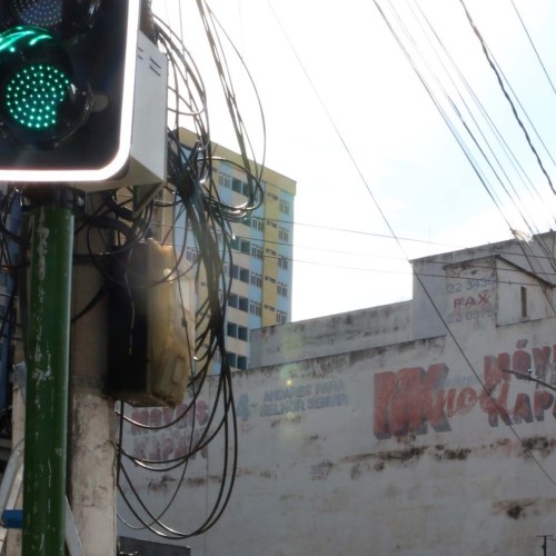 Prefeitura de Barra Mansa inicia testes de semáforos em duas avenidas do Centro